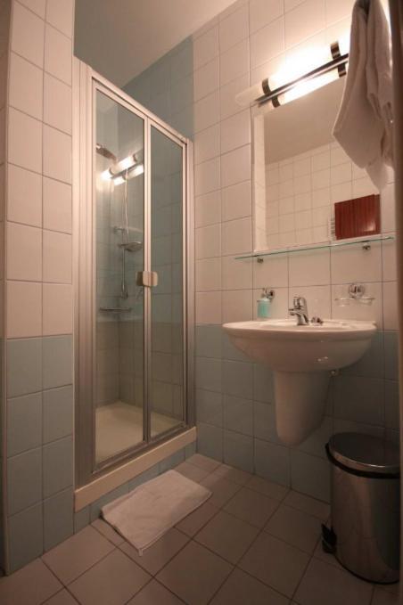 Relax Inn Šoporňa 객실 사진